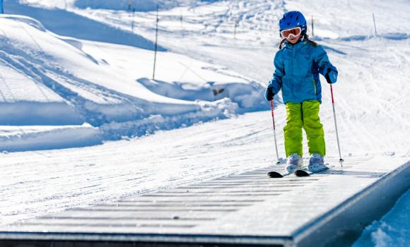 Dove i bambini possono esercitarsi per una brillante carriera da sciatori