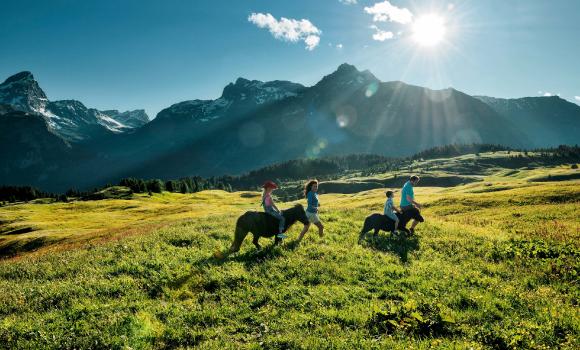 Escursione equestre sull’Alp Flix