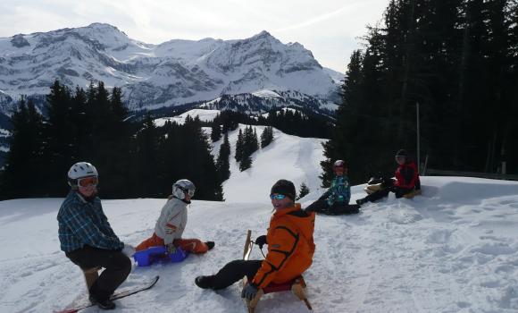 Piste de ski pour tous dans l'Oberland bernois